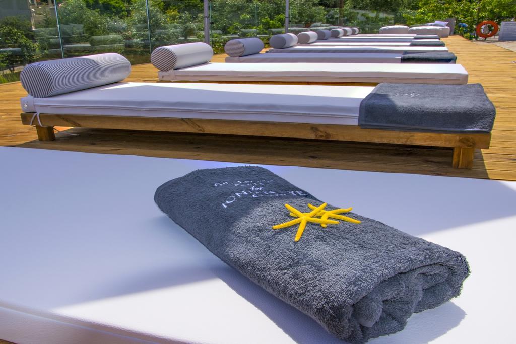 Ionian Eye Design Studios & Spa Mesongí المظهر الخارجي الصورة